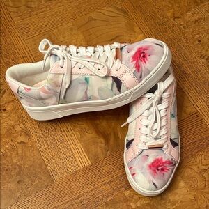 Ted Baker London Pink and White Floral Sneakers. Size 7